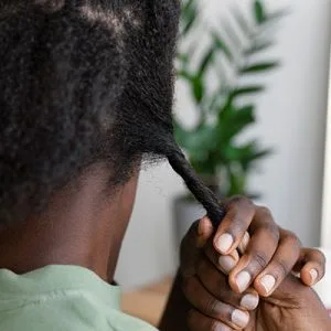 Hair-Weaving